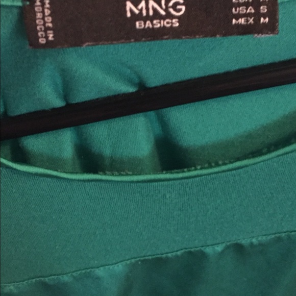 Green blouse - Picture 2 of 2